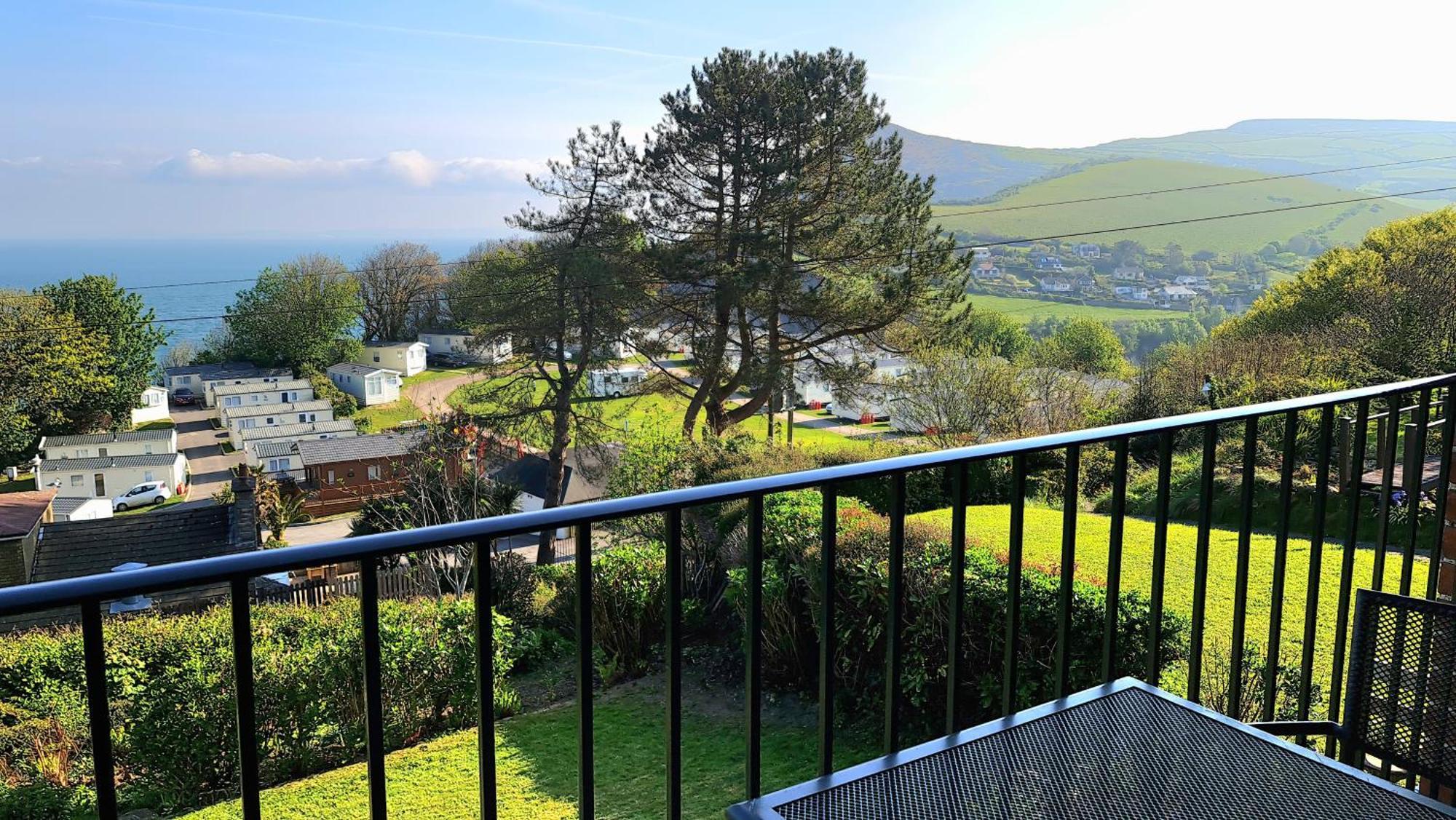 Newberry Wood Guesthouse Ilfracombe Bagian luar foto