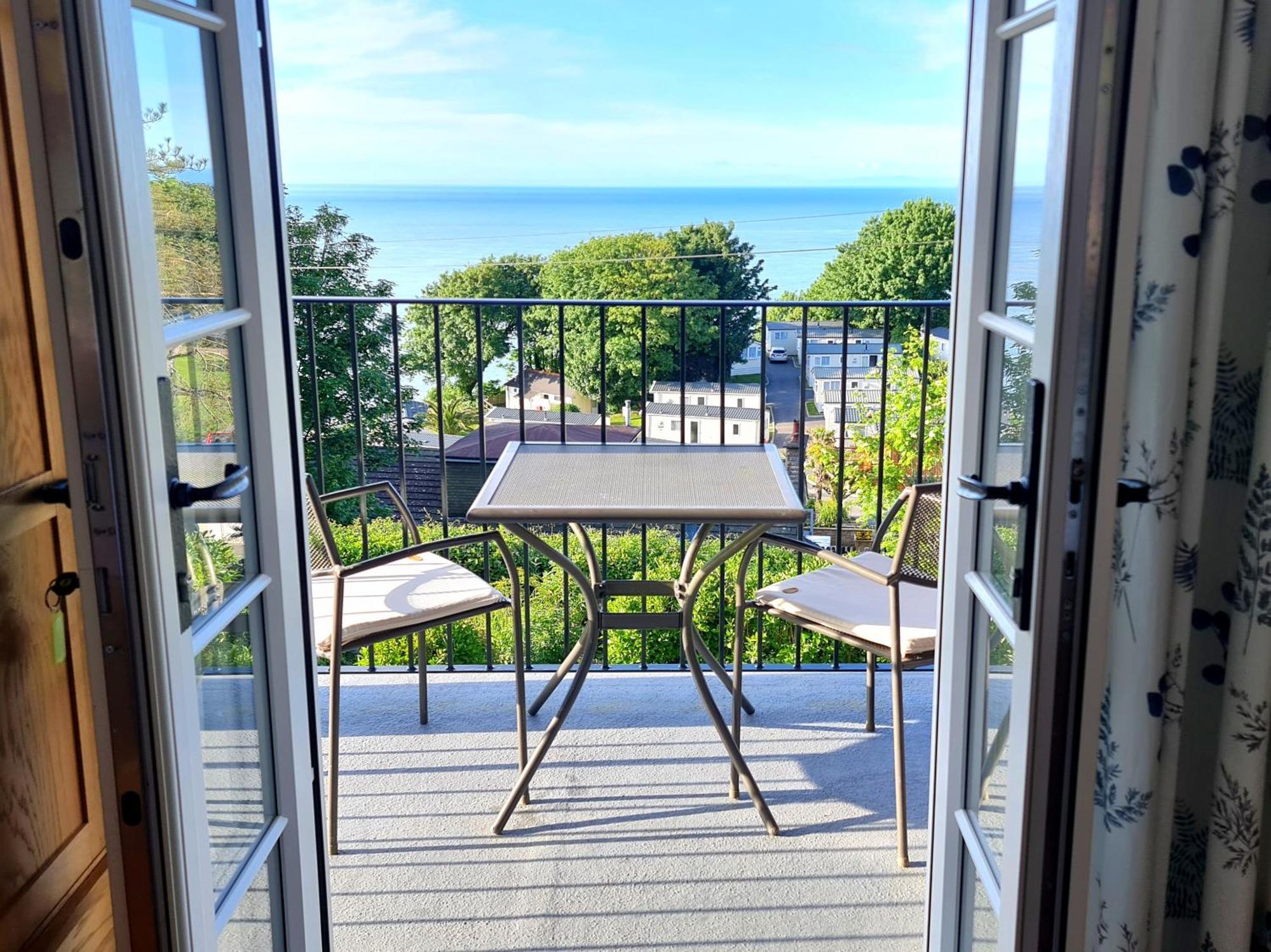 Newberry Wood Guesthouse Ilfracombe Bagian luar foto